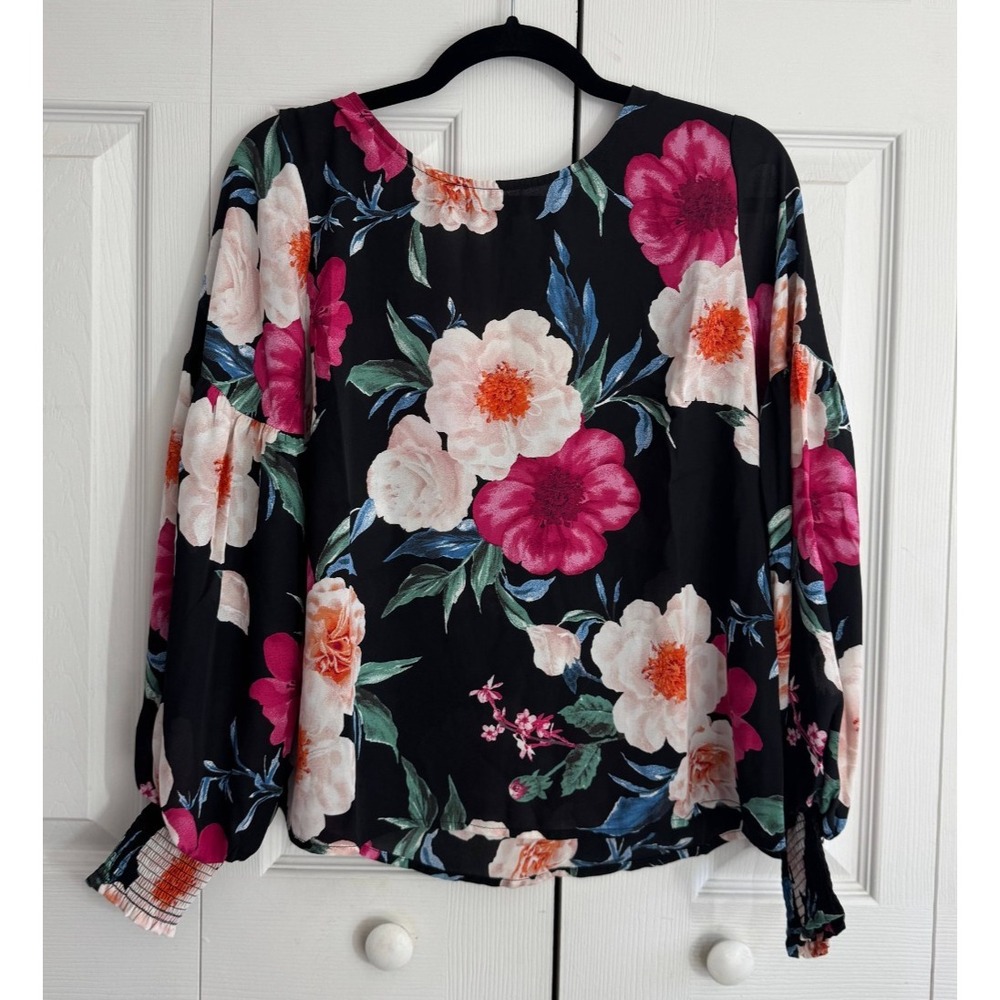 NWT Blu Pepper Blouse Top Women's Small Multicolor Floral Casual 100% Polyester